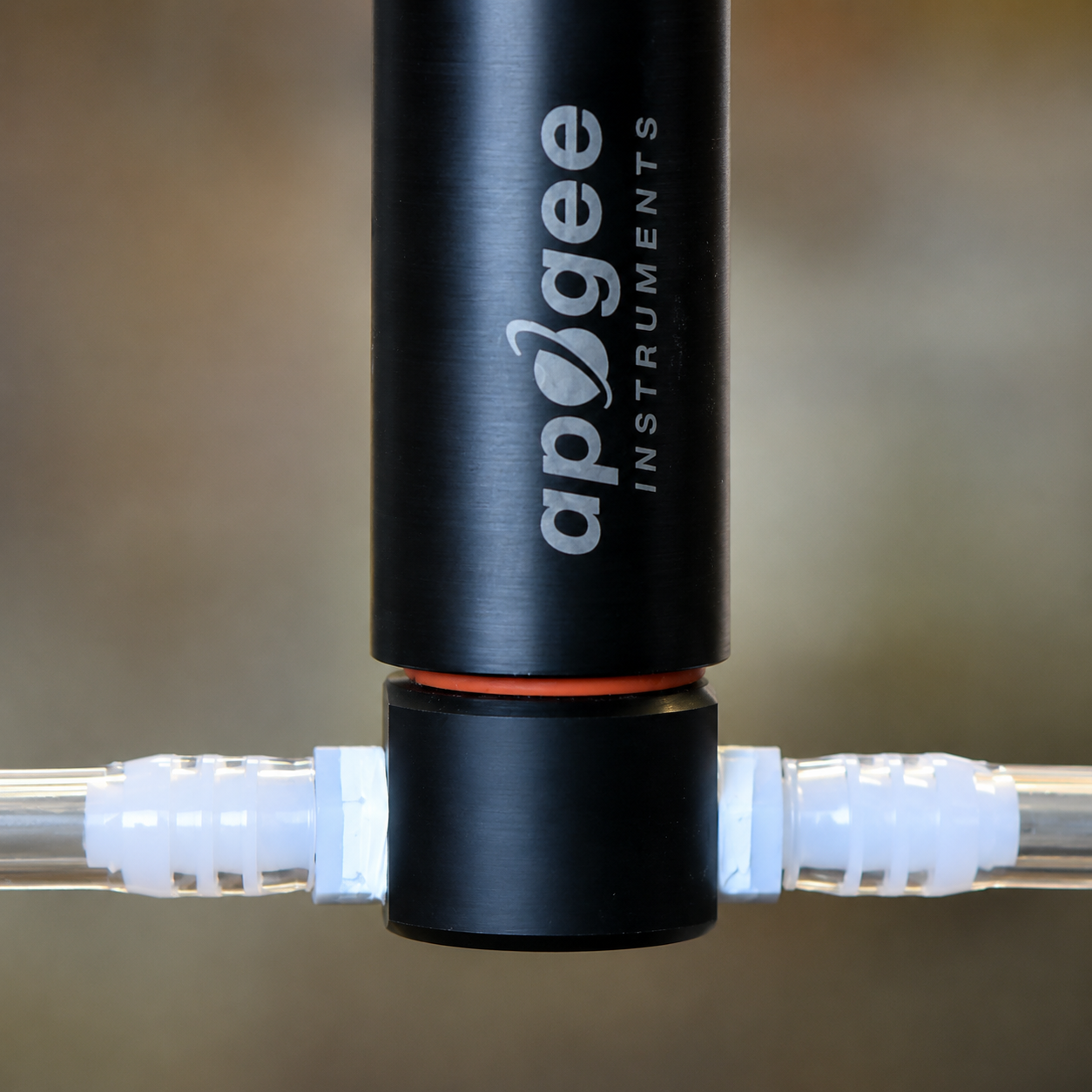 Oxygen Sensor with Handheld Meter – MO-200 (Apogee Instruments)
